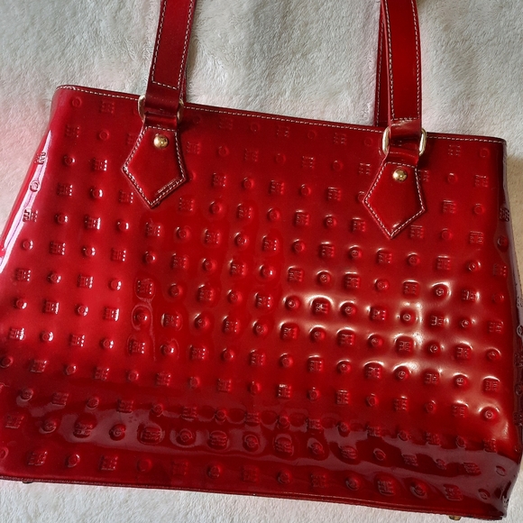 Arcadia Handbag - Picture 2 of 11